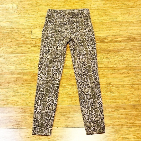 SPANX Look At Me Now High Rise Seamless Leopard Print Leggings. Women's Small - Picture 9 of 15